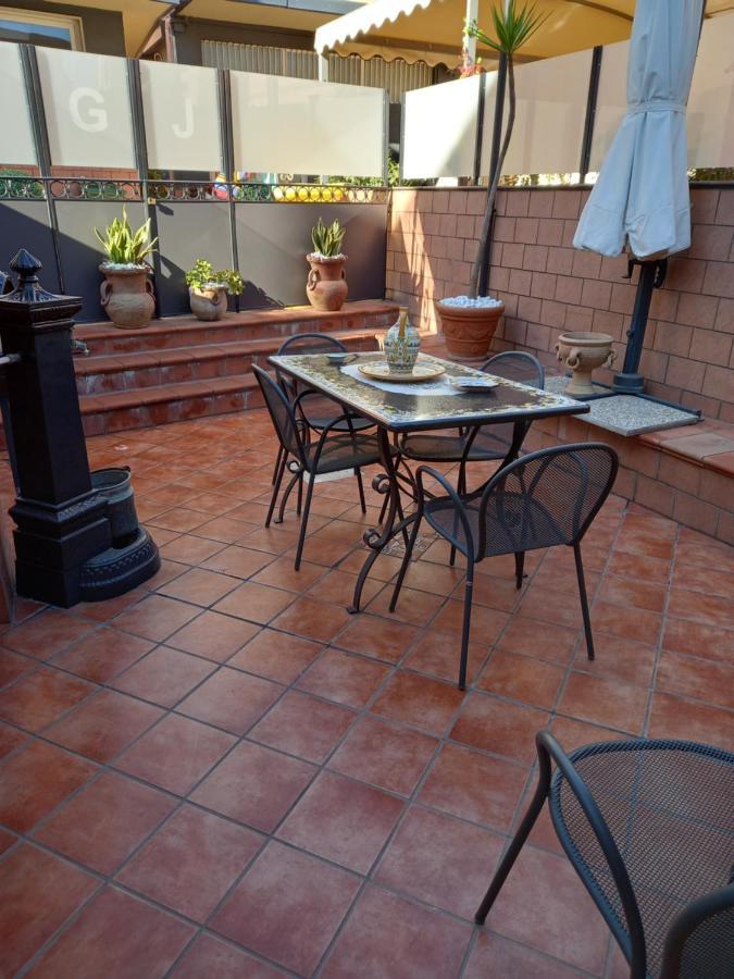 Josephine'S Cottage Мистербьянко Экстерьер фото